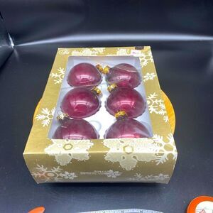 Box of 6 vtg large Christmas ornaments from Pyramid of the Victoria Collection